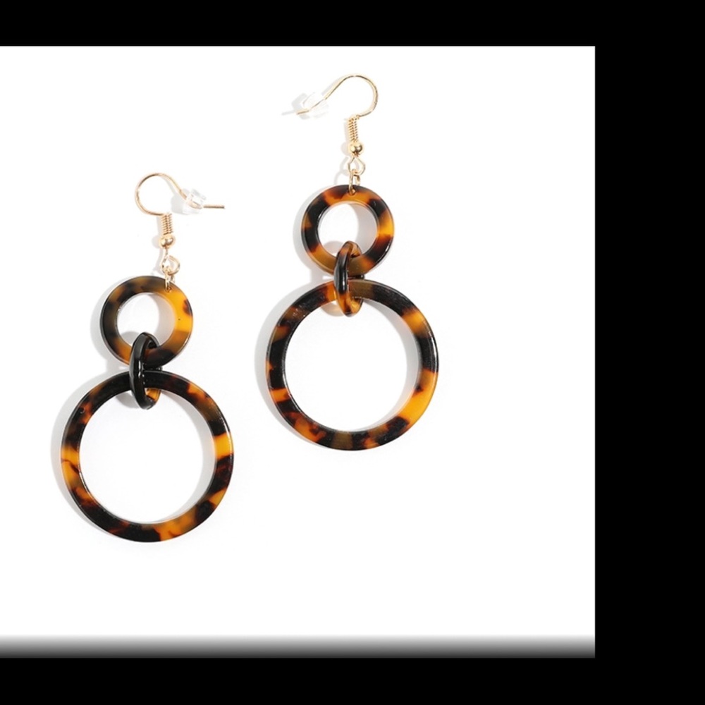 Tortoise Shell Acrylic Earrings